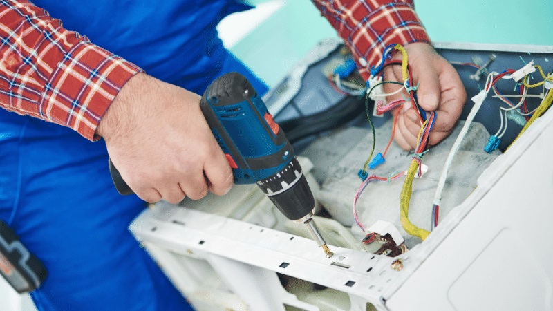 Ümraniye Gorenje Gorenje çamaşır makinesi kart tamiri – Su almama arızası orijinal parça ile giderildi. - Teknik servis örneği